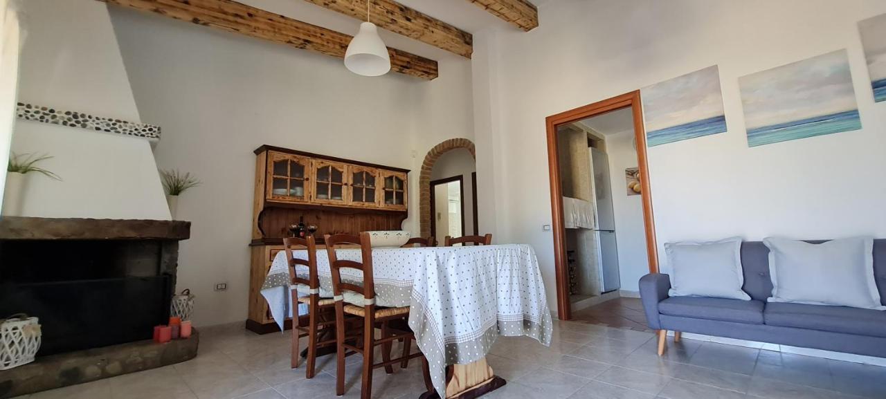 House Castiadas Tra Mare E Montagna 外观 照片
